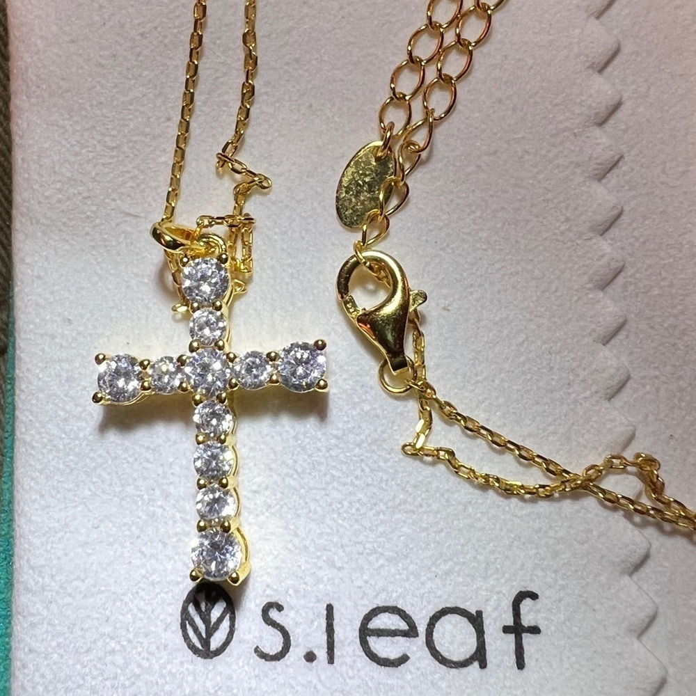 S. Leaf Women’s 18Karat Gold Plated Cross Necklace 925 Sterling Silver Pendant